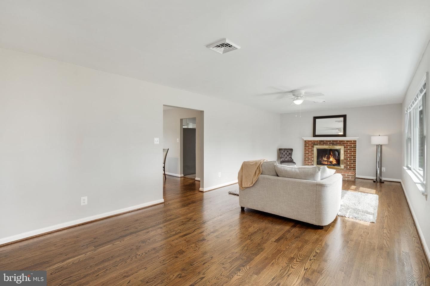 1102 Burton Street photo 14