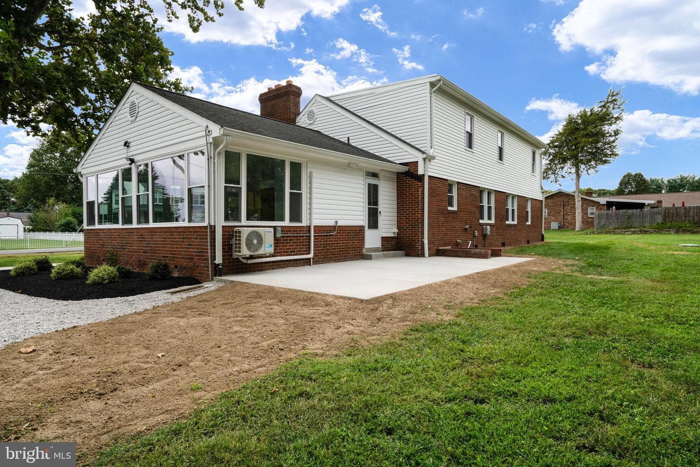 1102 Burton Street photo 56