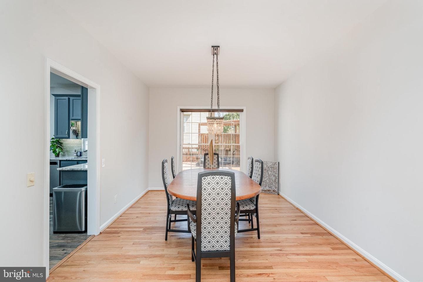 5917 Moonbeam Drive photo 6
