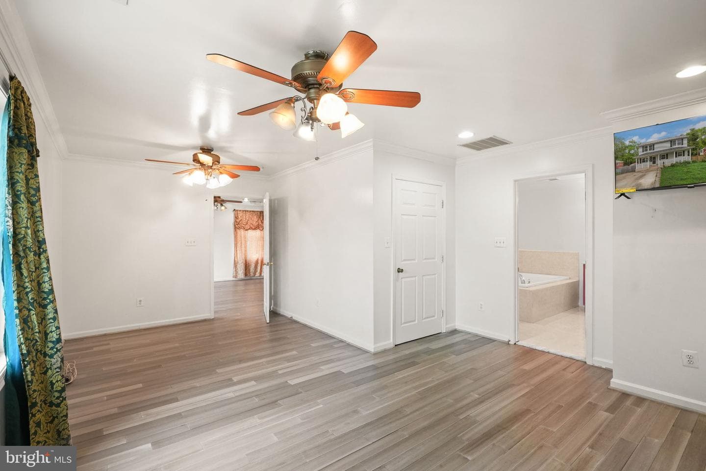 7726 Amherst Drive photo 23
