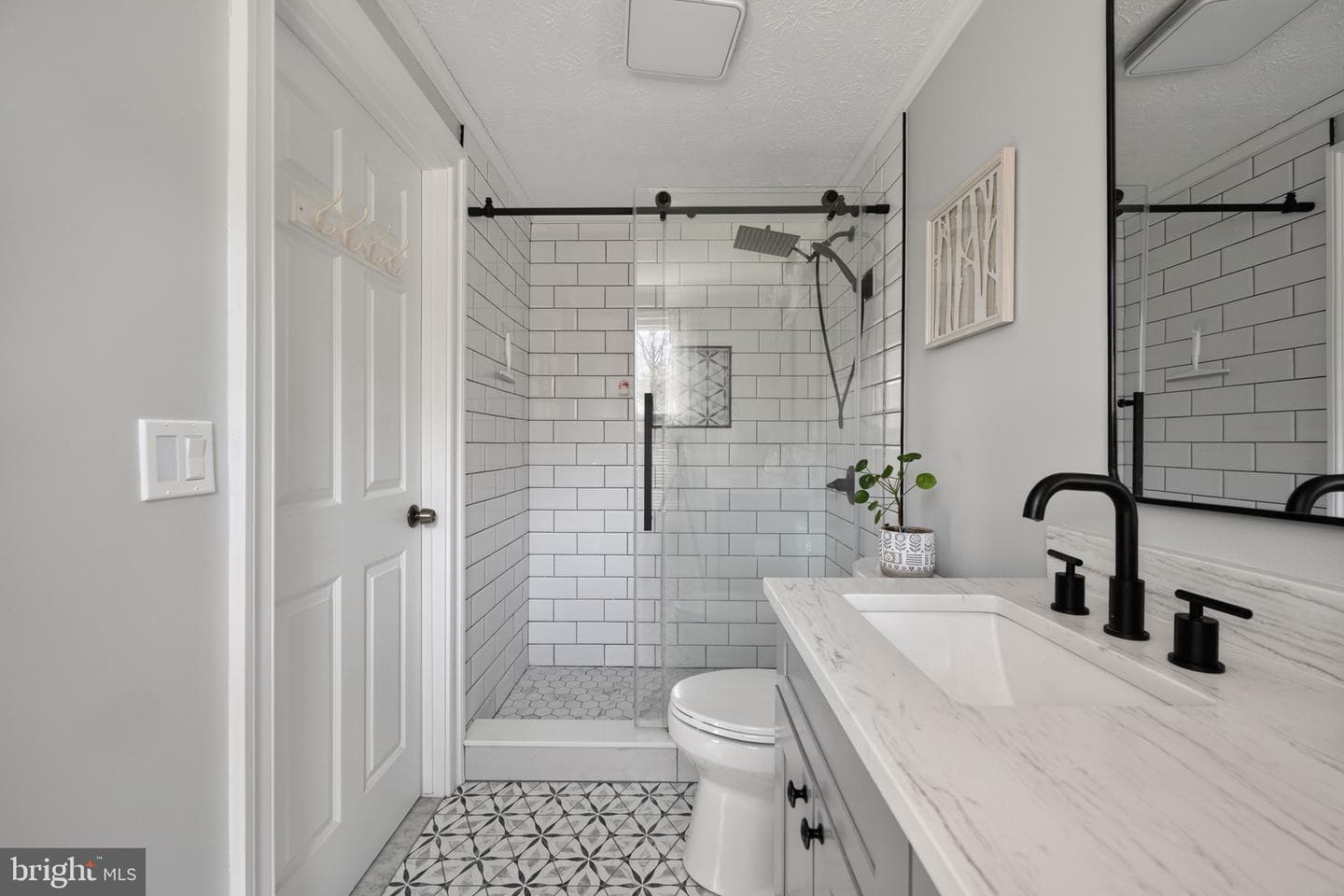15310 Iris Lane photo 46