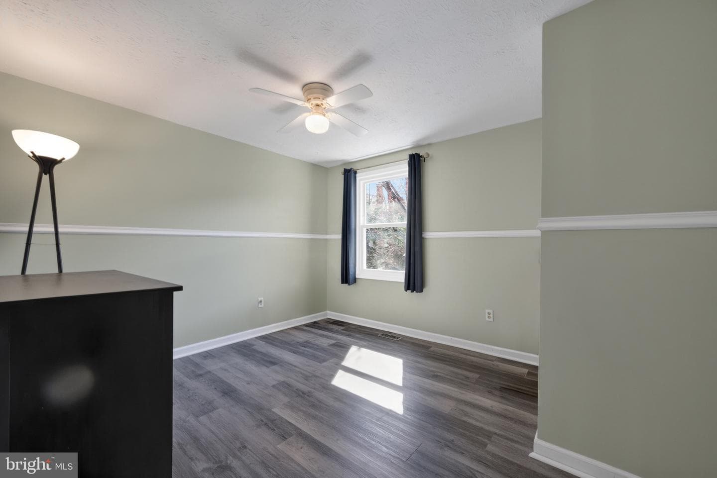 15310 Iris Lane photo 50