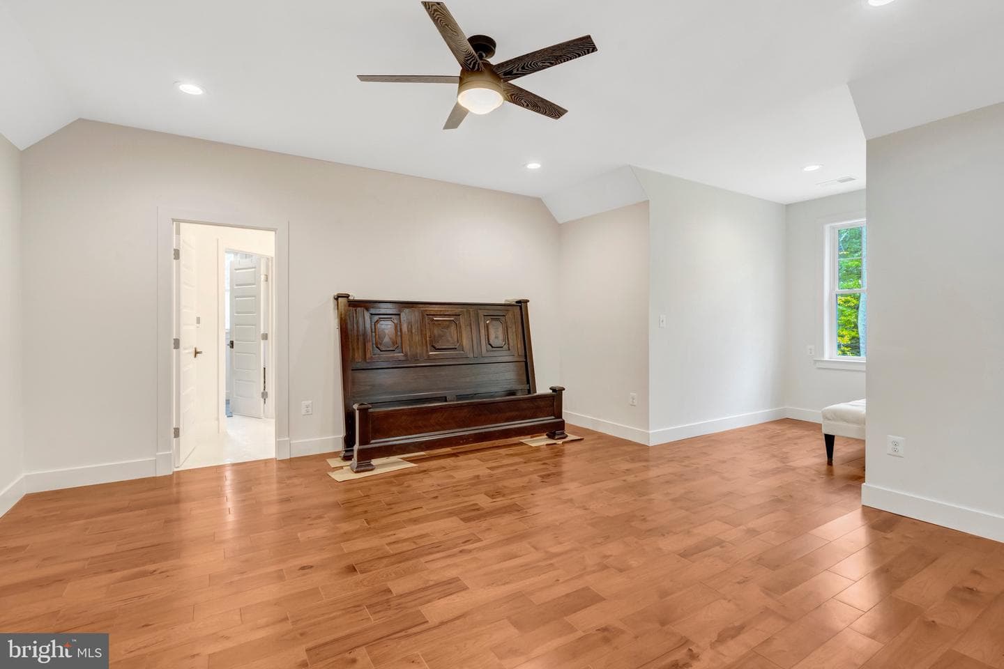 8880 Evelyn Drive photo 40