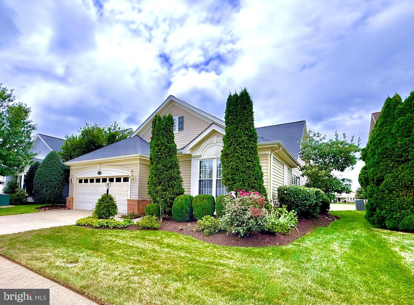 13737 Heritage Valley Way photo 2