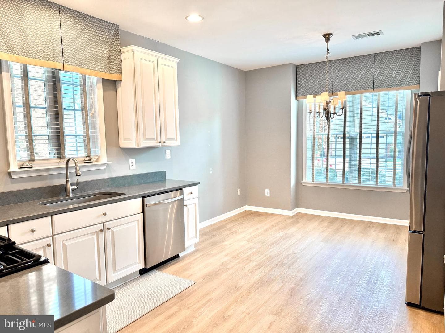 13737 Heritage Valley Way photo 3