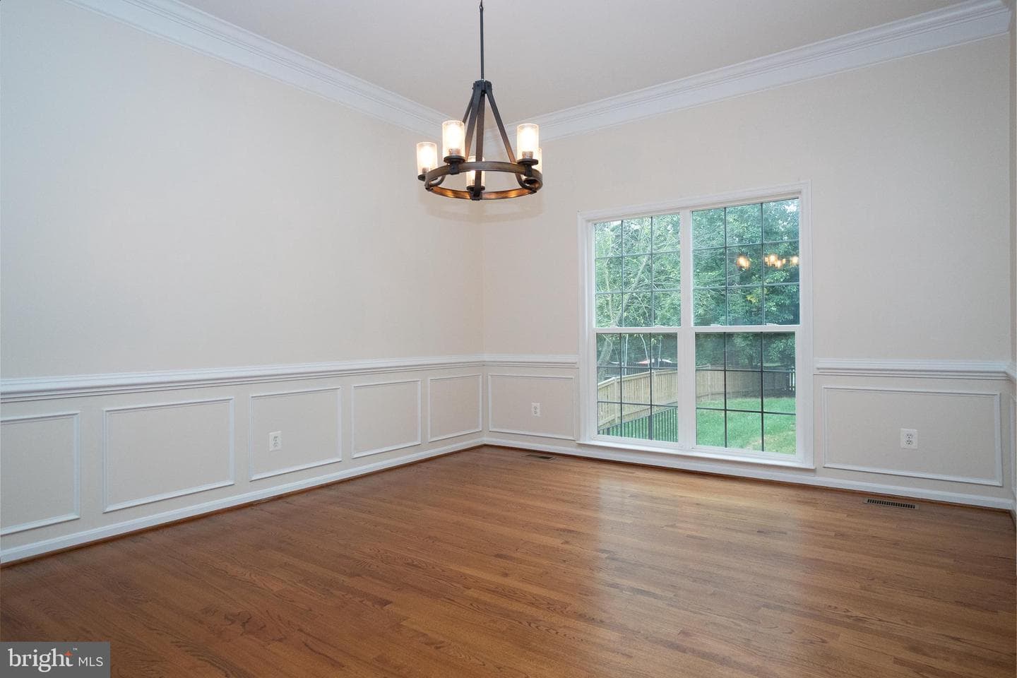 5662 Caribbean Court photo 10