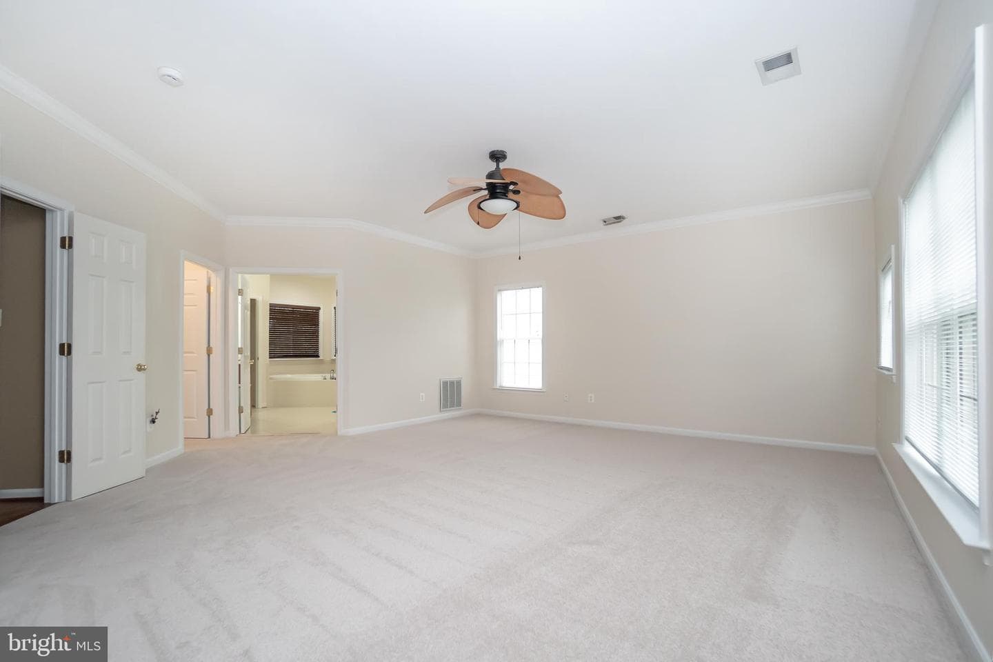 5662 Caribbean Court photo 24