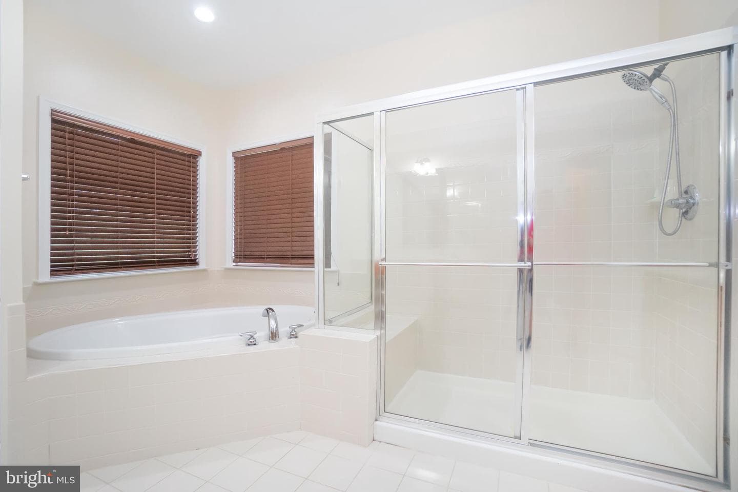 5662 Caribbean Court photo 28