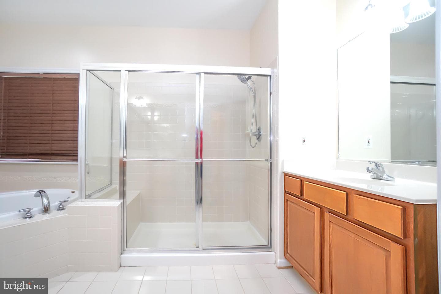 5662 Caribbean Court photo 29