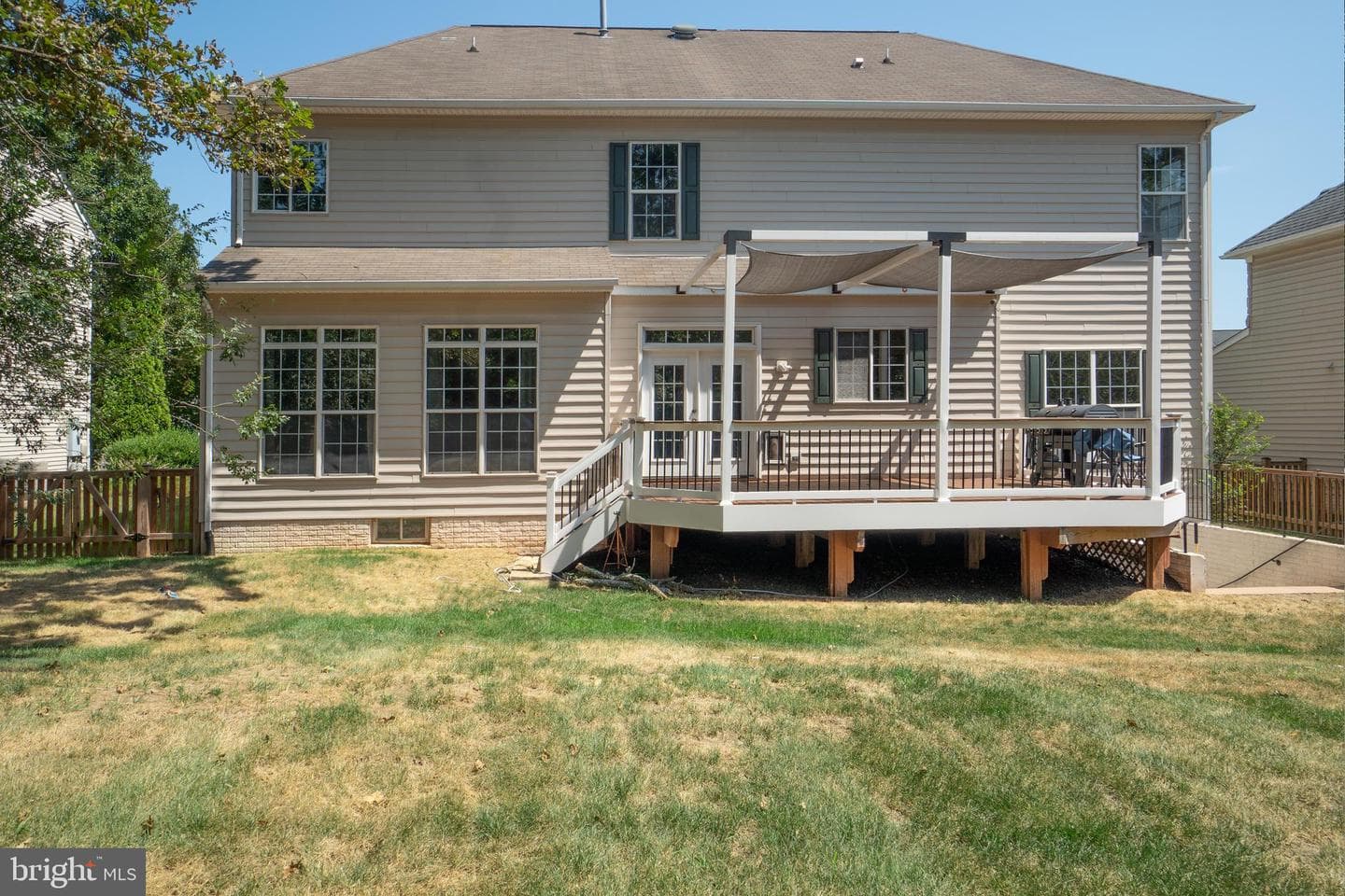 5662 Caribbean Court photo 3