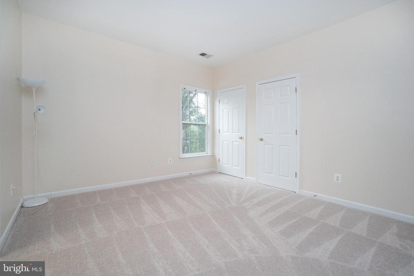 5662 Caribbean Court photo 33
