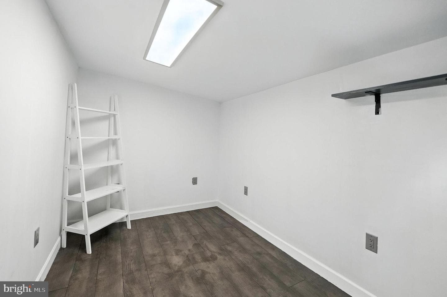 2527 Tabor Court photo 36