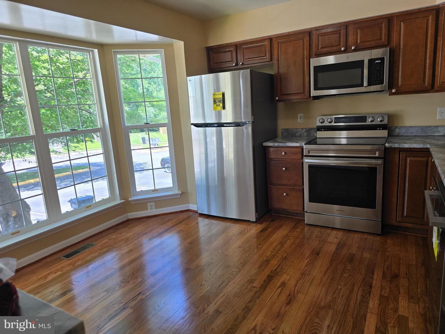5159 Race Pointe Place photo 3