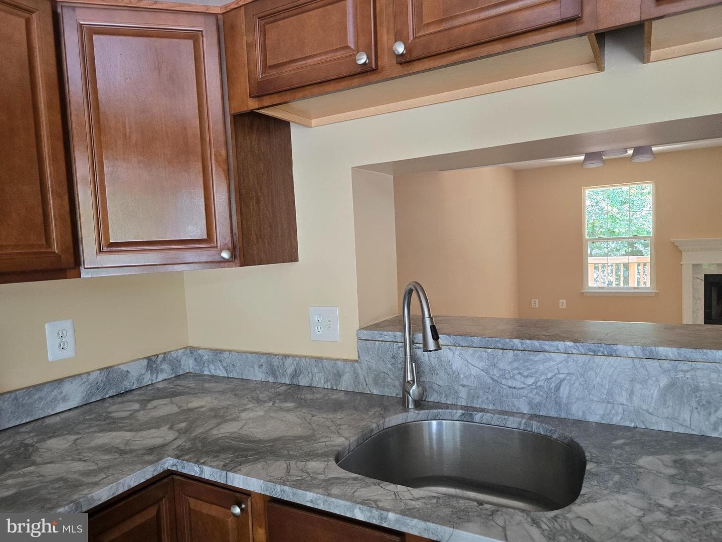 5159 Race Pointe Place photo 4