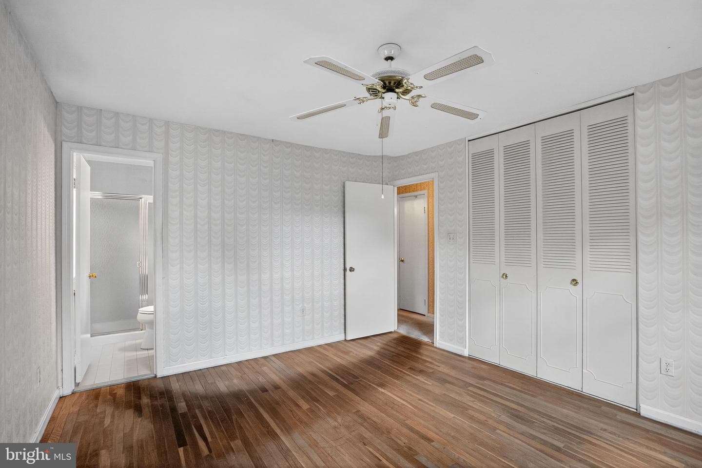 7374 Roxbury Avenue photo 10