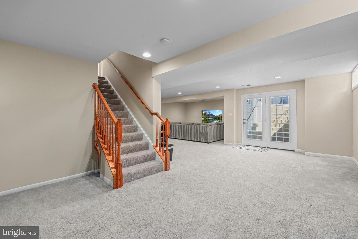 8781 Comfort Court photo 32