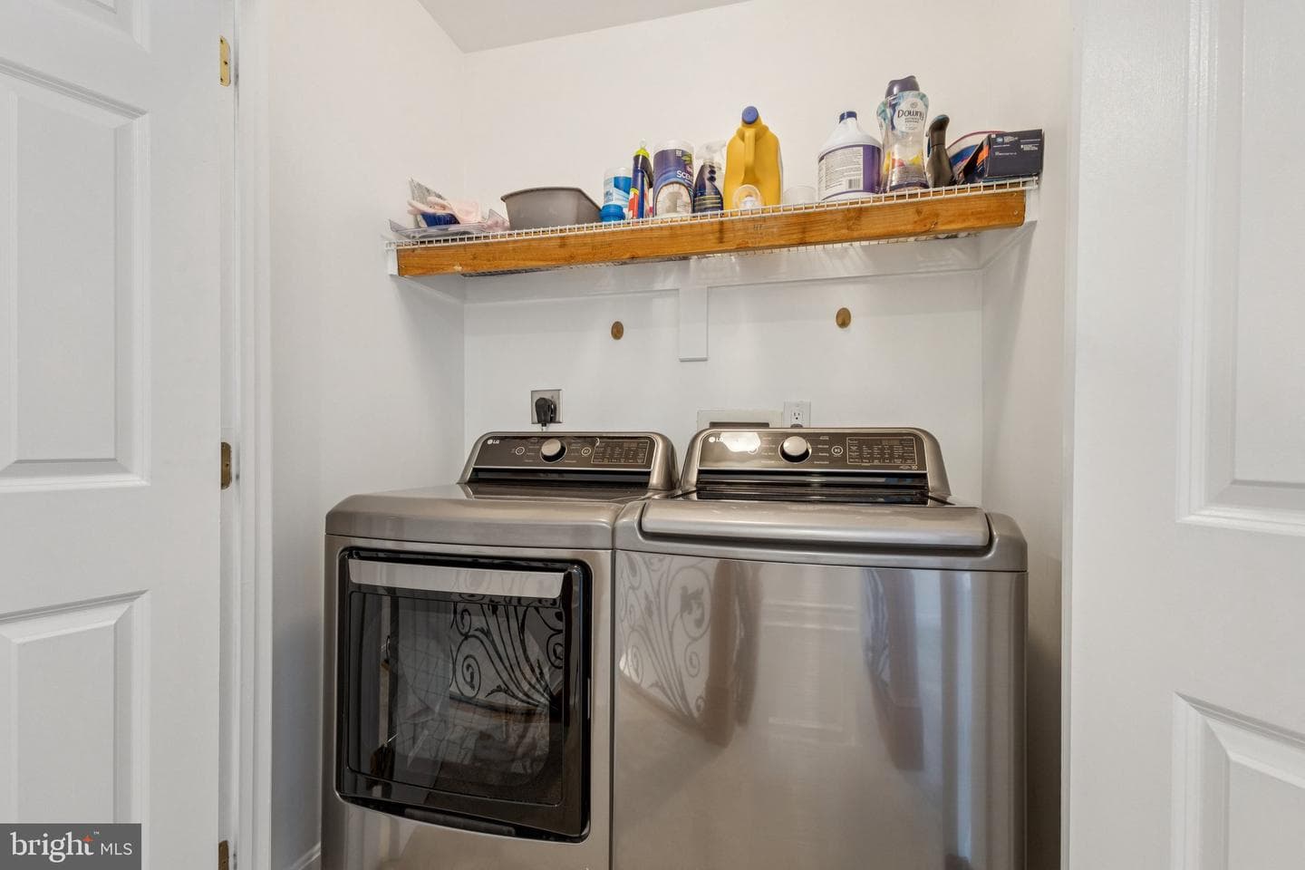 13806 Custis Square photo 36