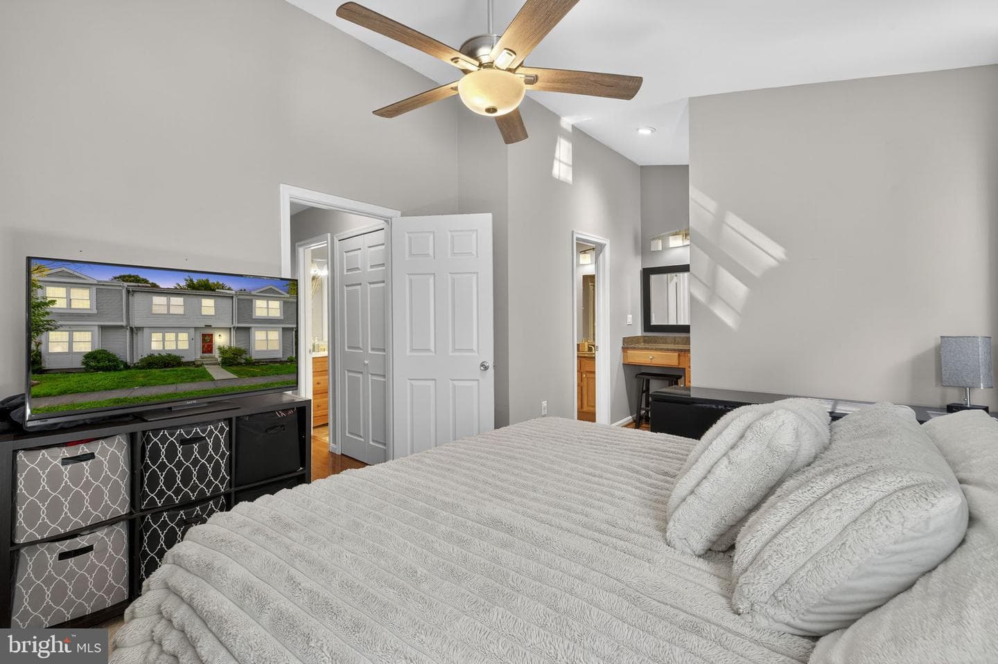 5127 Spring Branch Boulevard photo 29