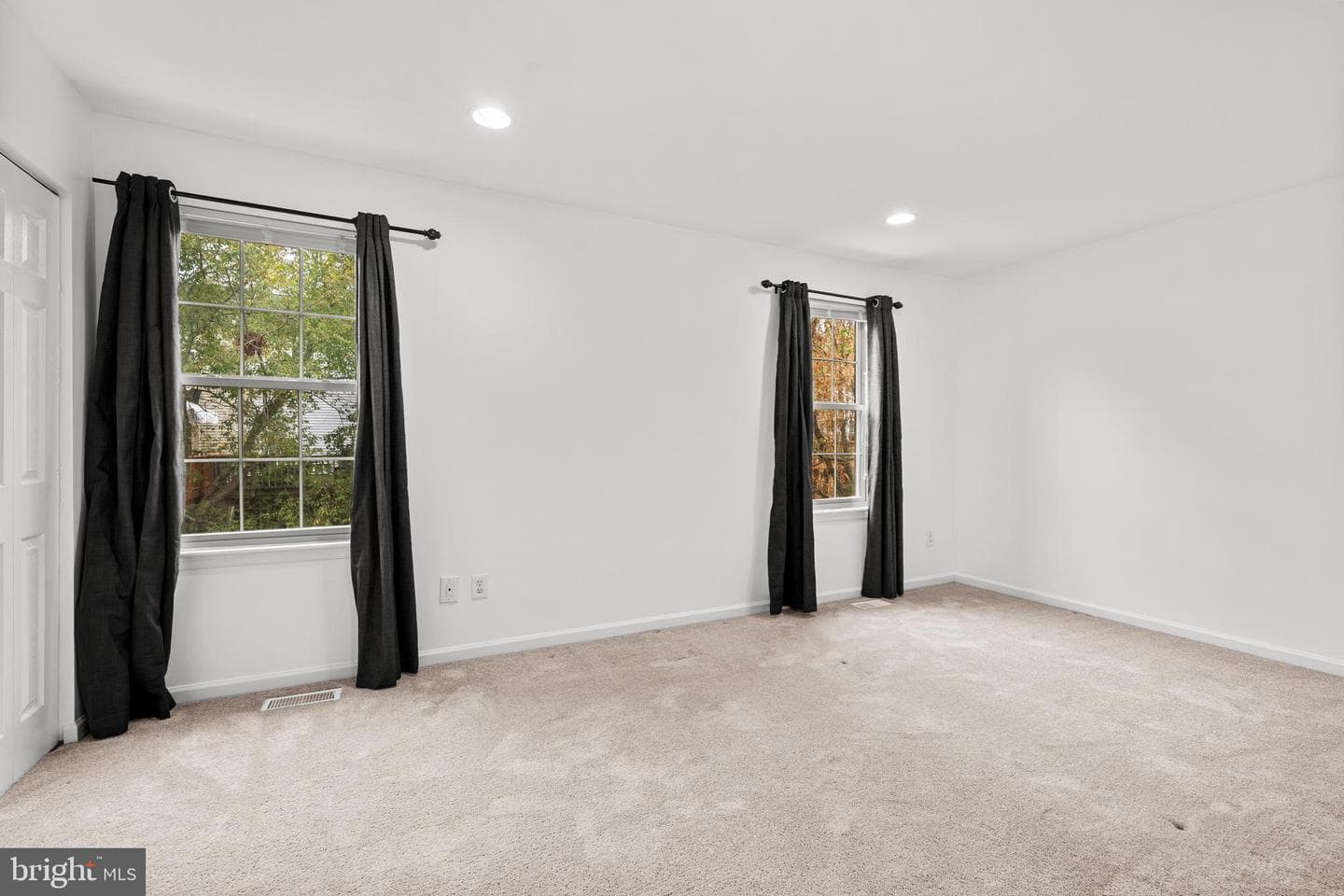 7641 Chadds Landing Way photo 18