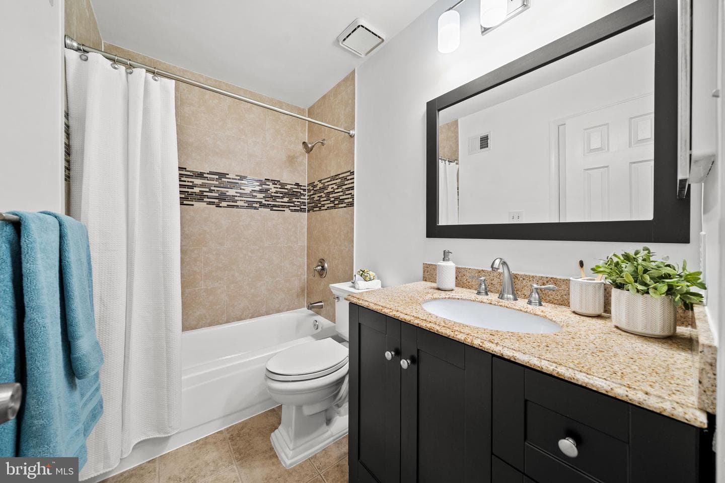 7641 Chadds Landing Way photo 20