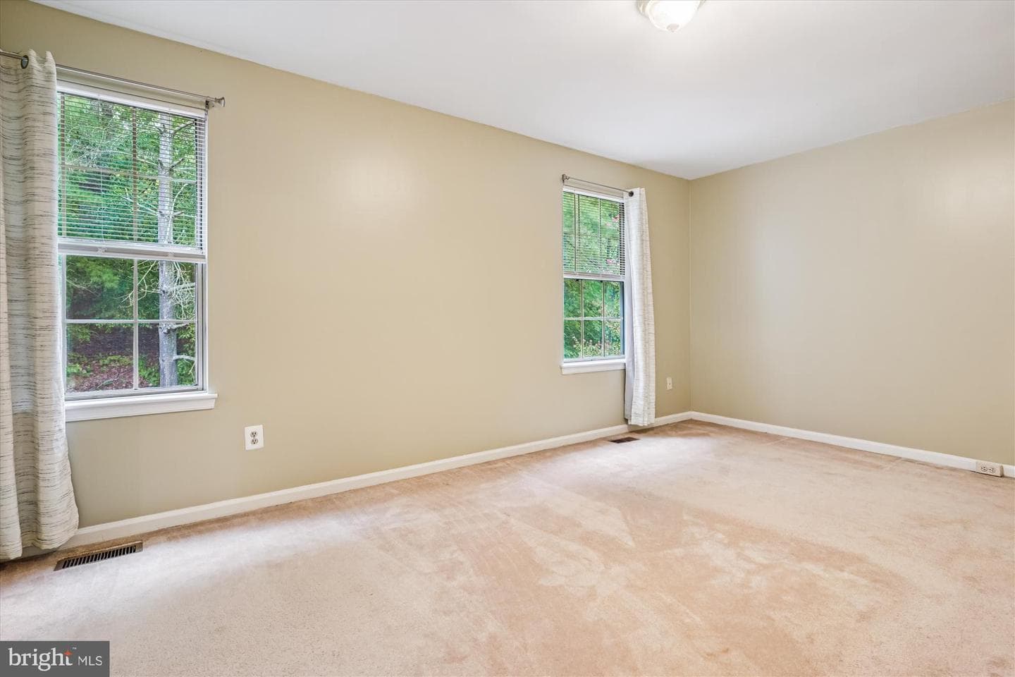 3129 Antrim Circle photo 13