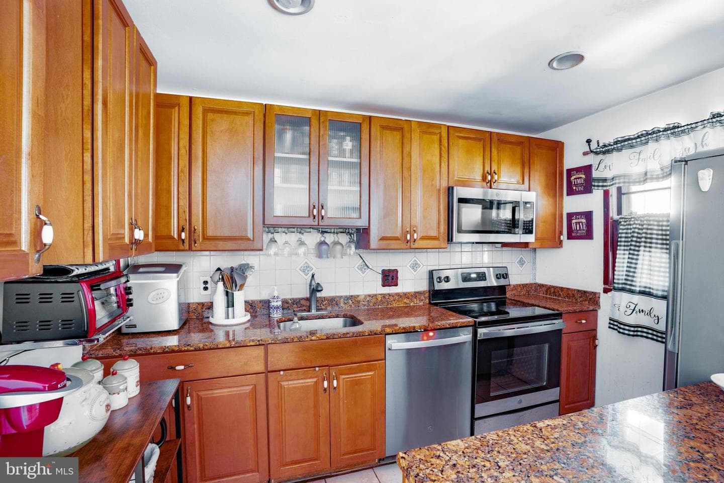 4903 Kenyon Court photo 9