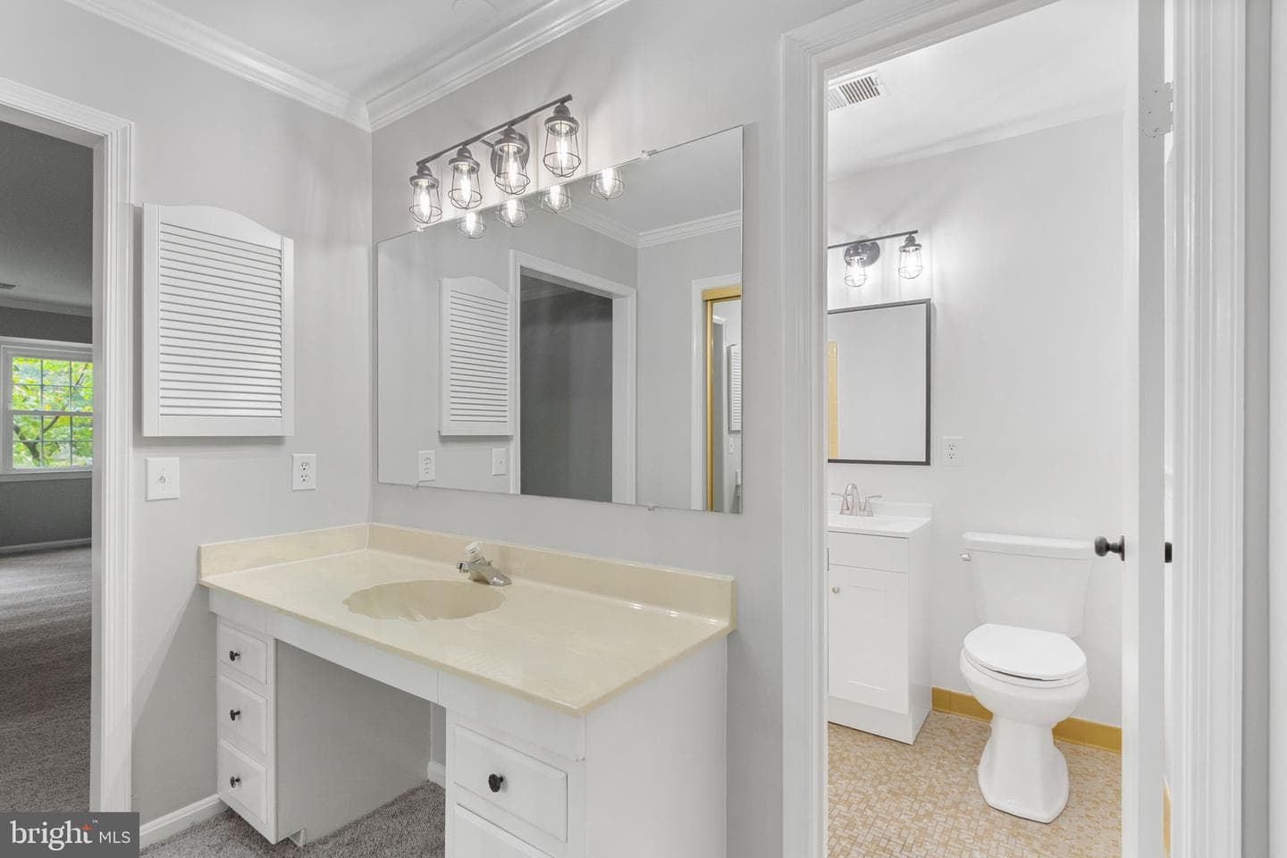 4504 Andrews Place photo 32