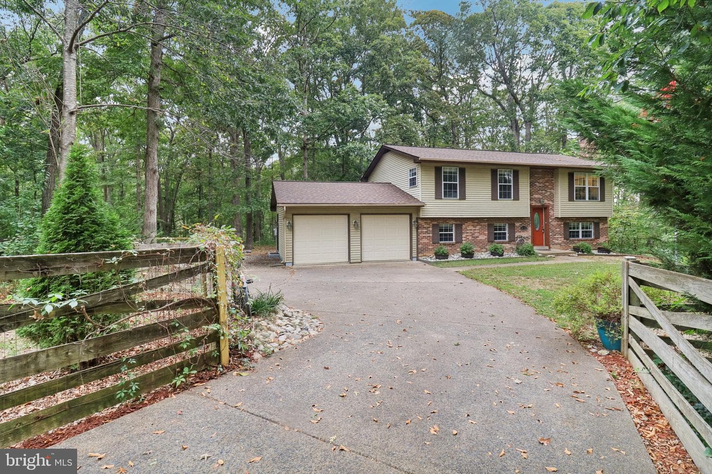 18032 Tebbs Lane photo 1