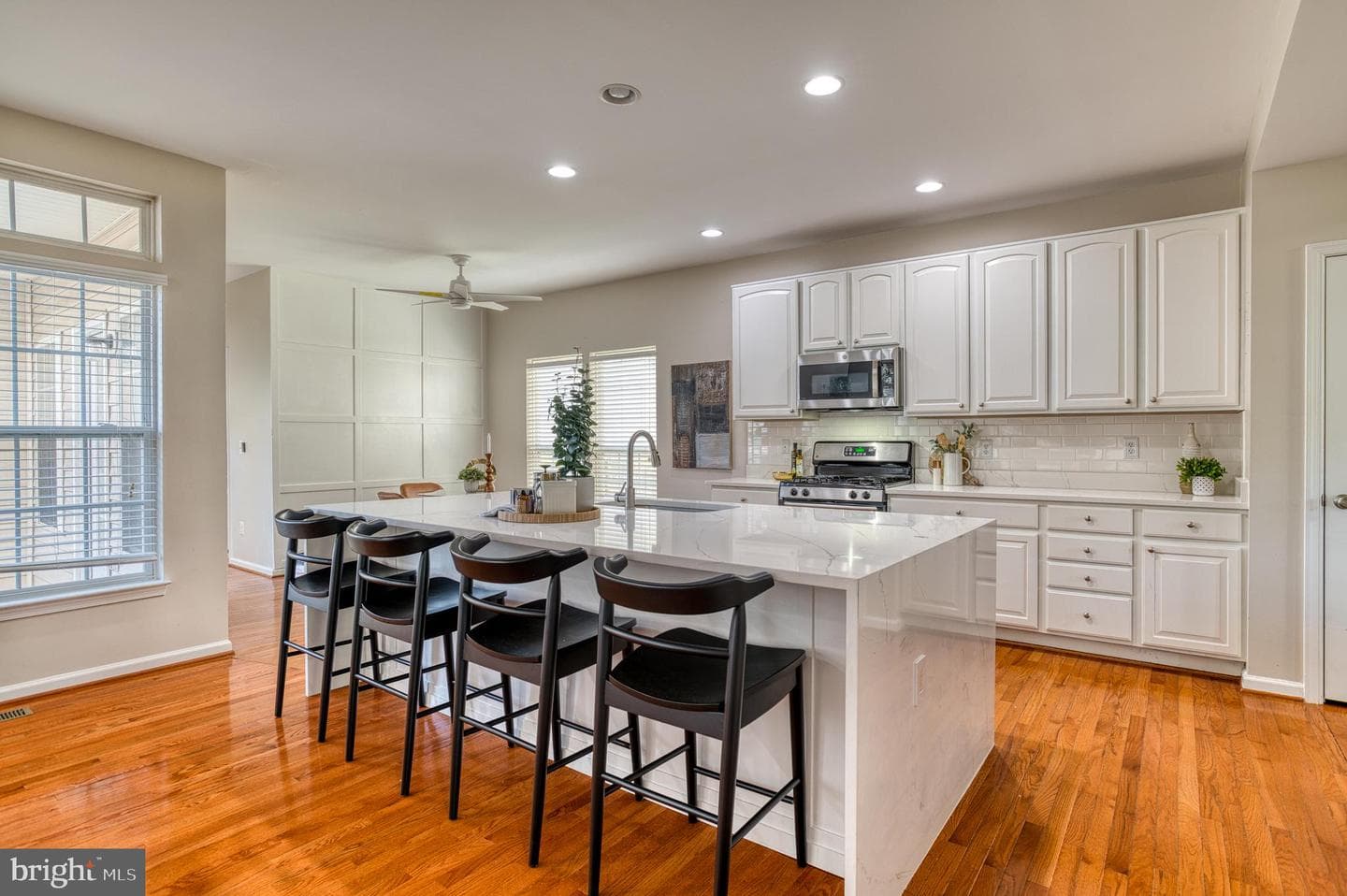 17057 Loftridge Lane photo 2