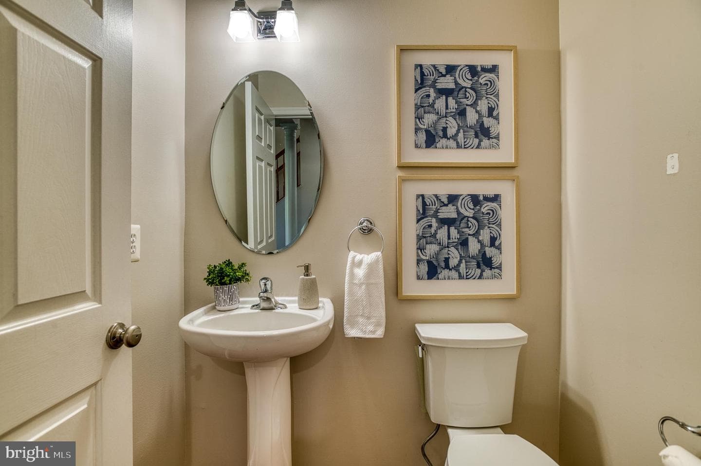 17057 Loftridge Lane photo 9