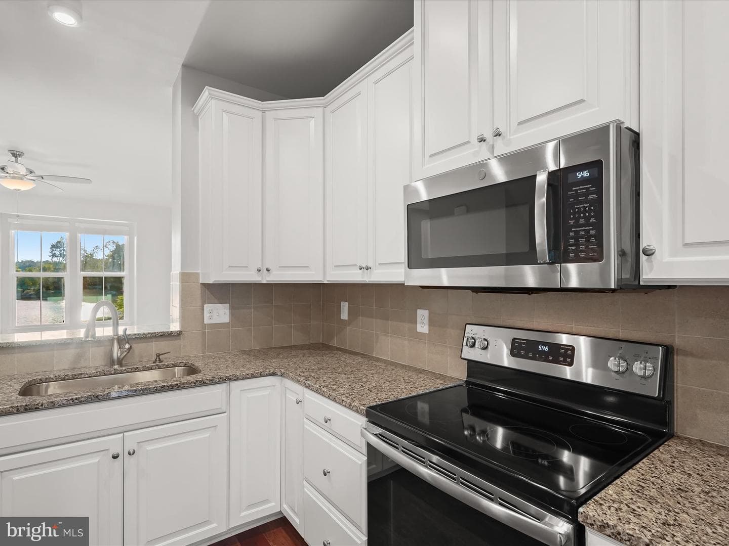 10661 Hinton Way photo 19