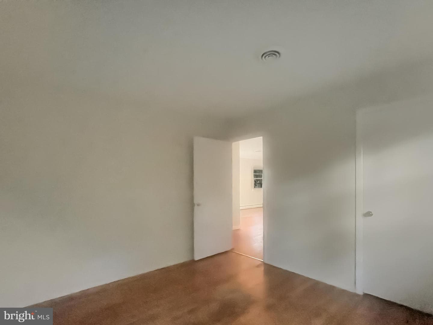 14550 Eastman Street photo 22