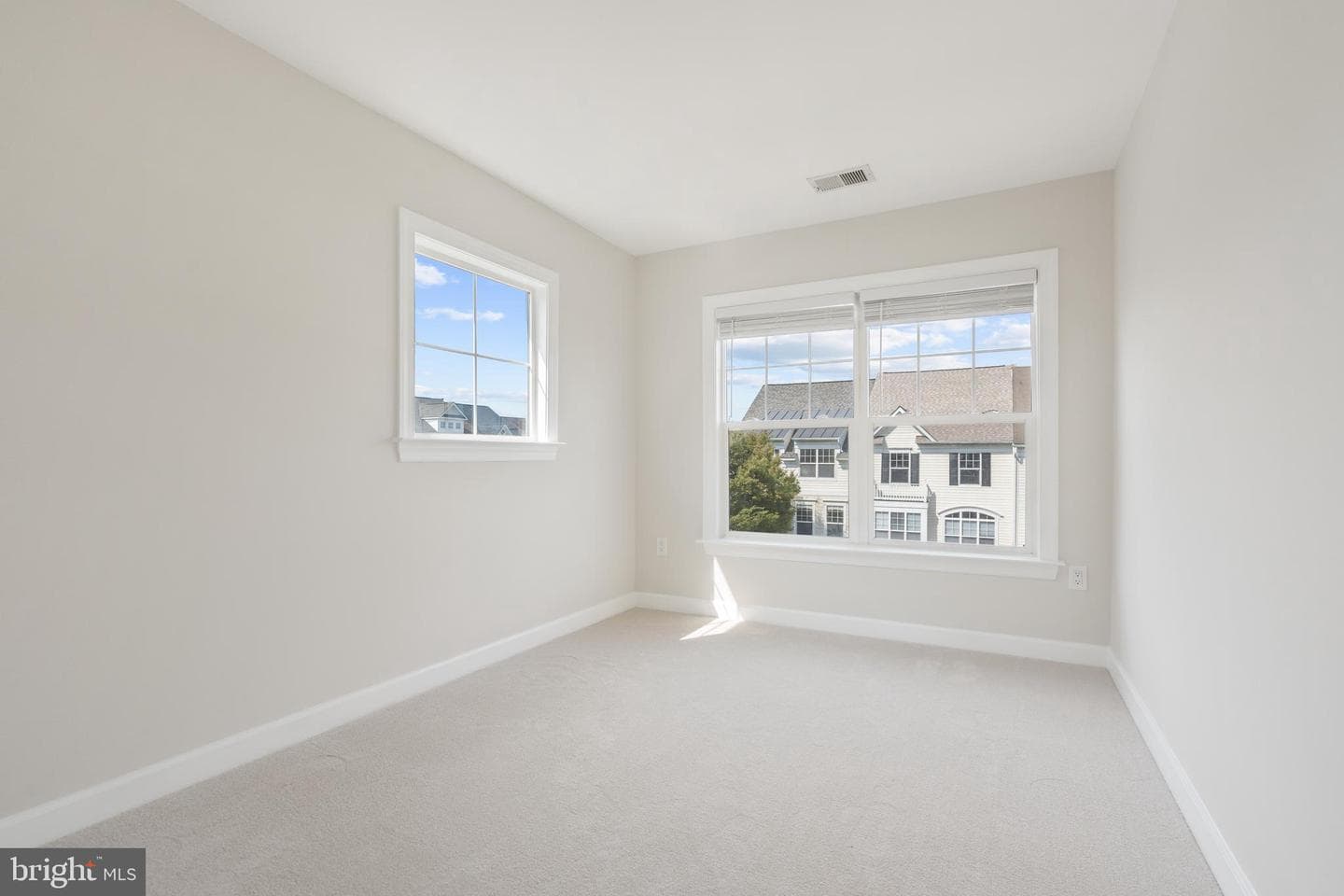 8239 Glade Bank Drive photo 23