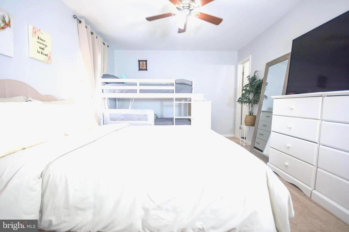 8385 Irongate Way photo 23