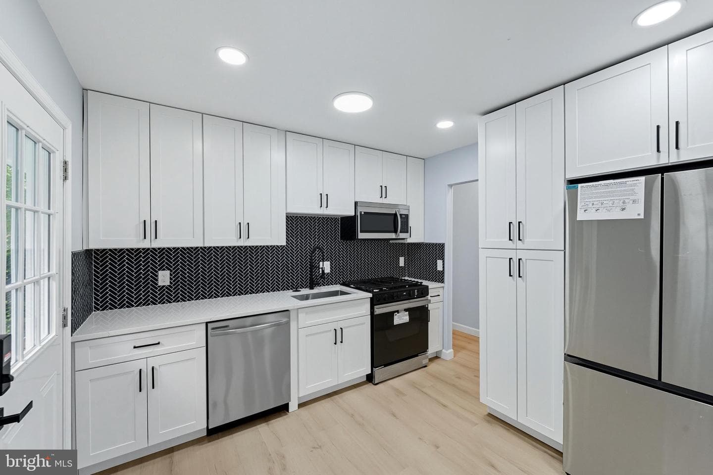 12605 Oakwood Dr photo 13