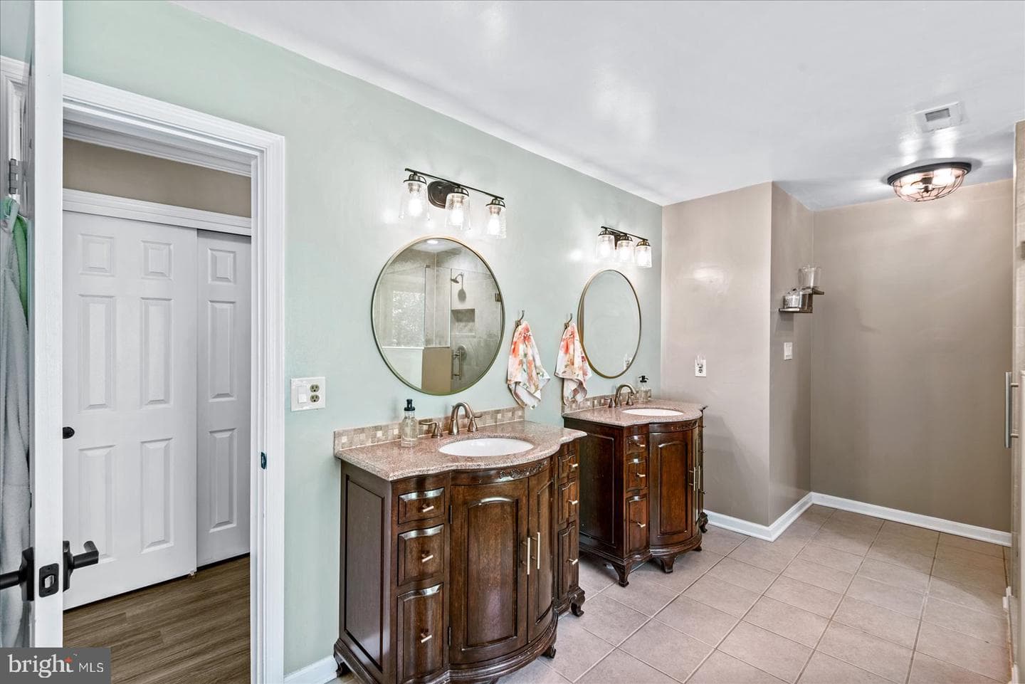 12303 Eliff Way photo 34