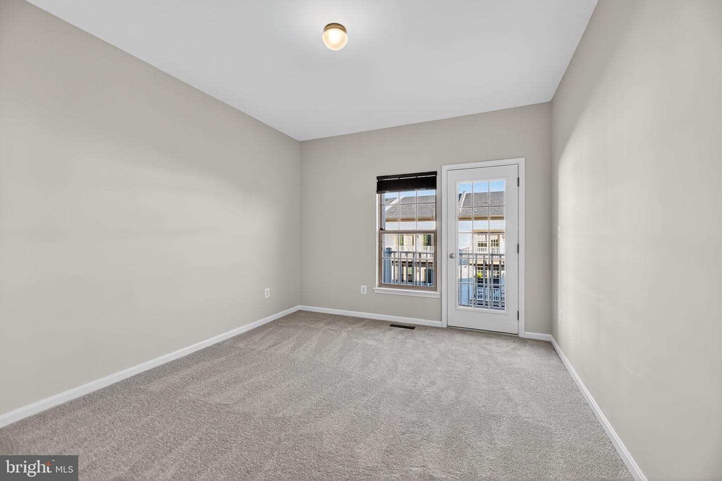 8015 Crescent Park Drive photo 18