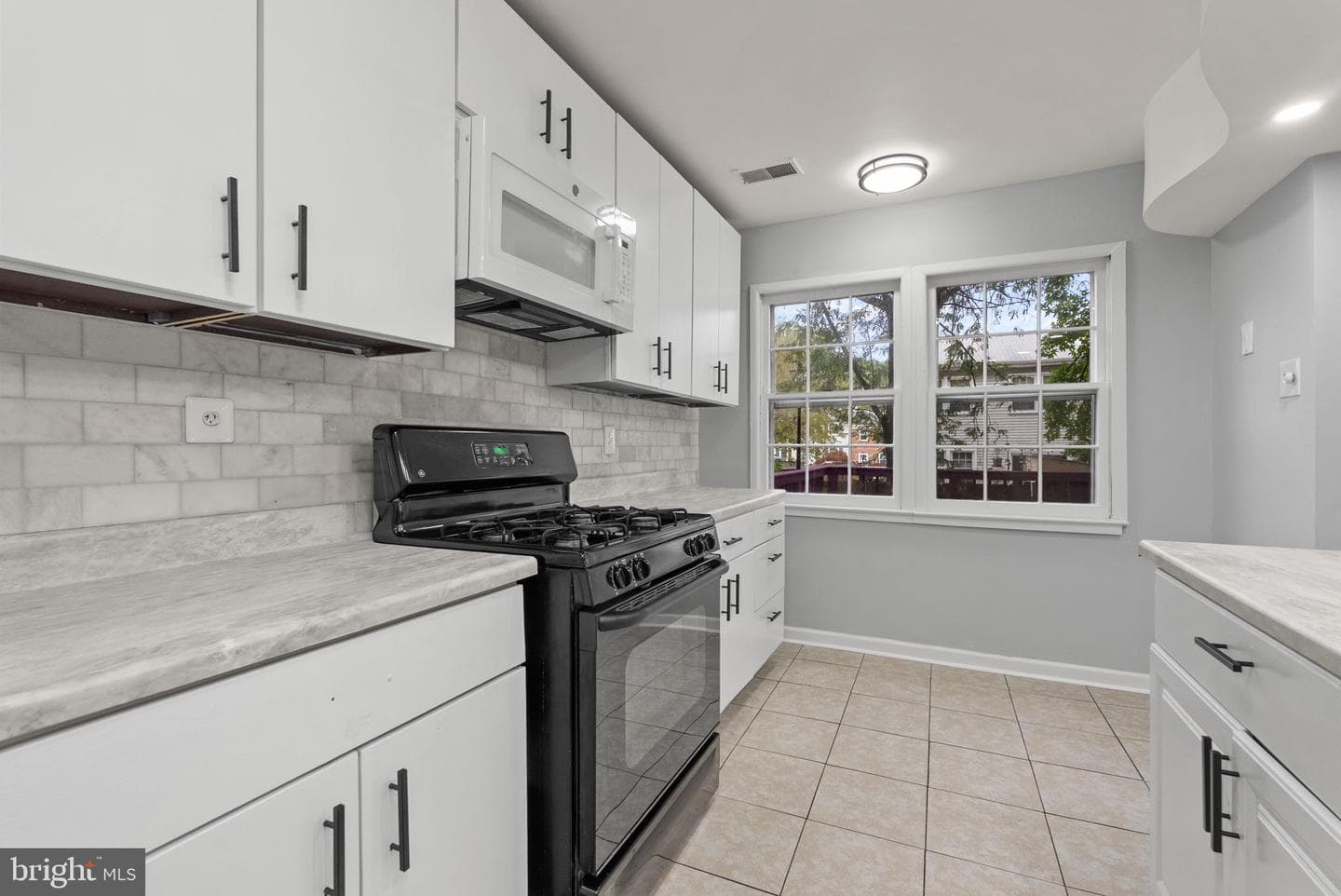 16566 Sherwood Place photo 14