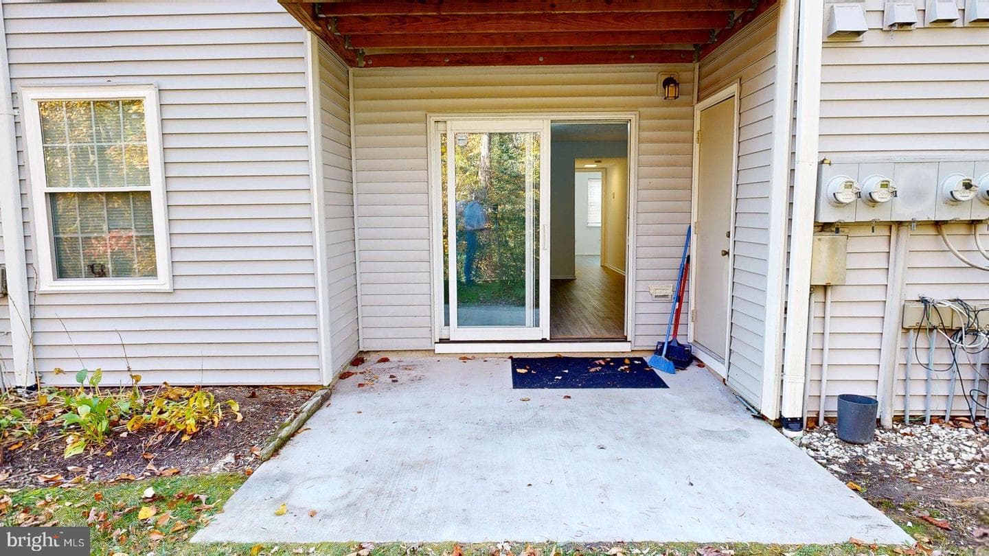 12199 Chaucer Lane #12199 photo 10