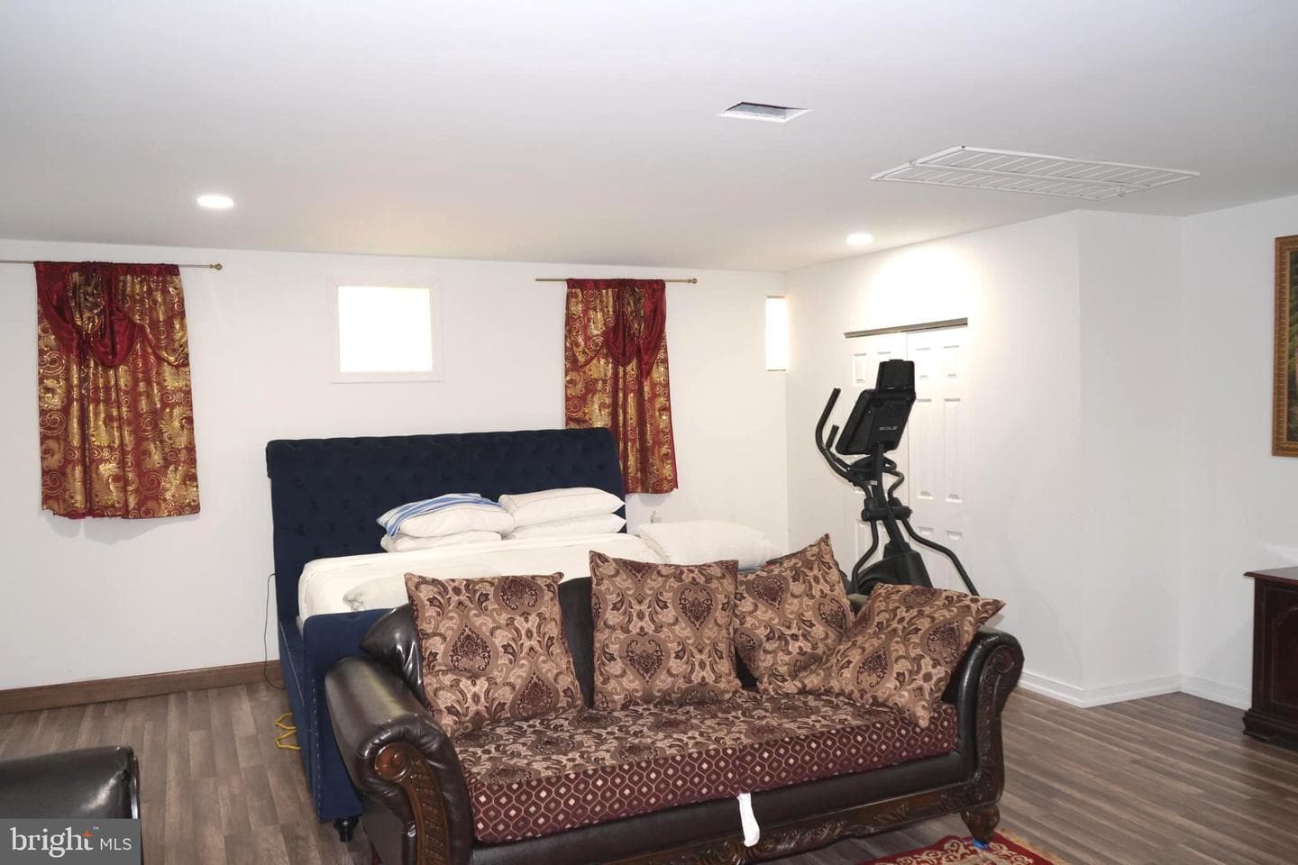 13304 Hardy Court photo 6