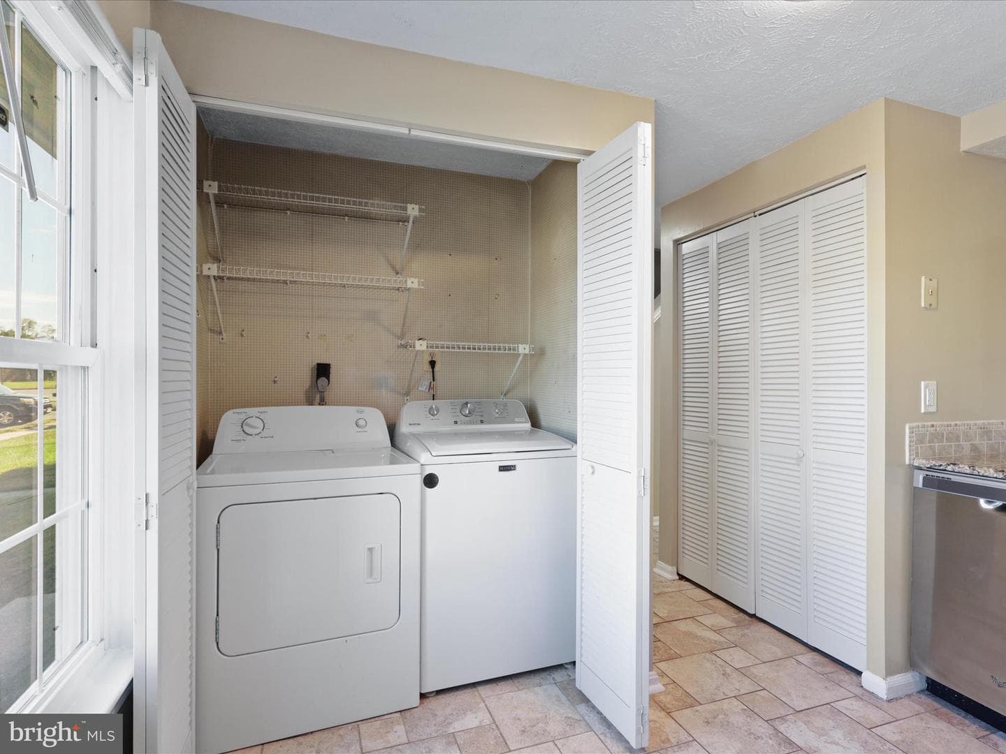 4757 Hersand Court photo 9