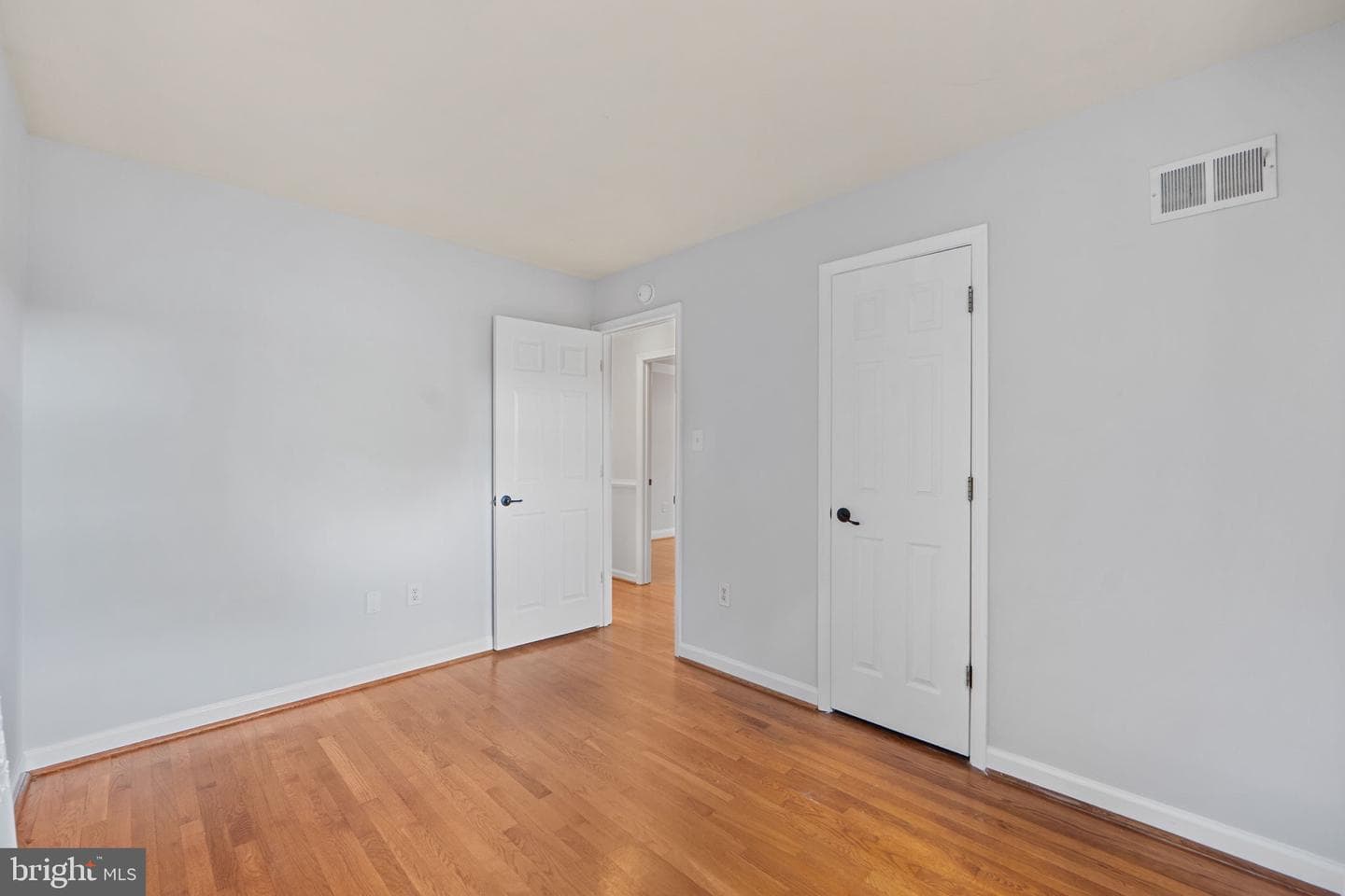 14502 Darbydale Avenue photo 20