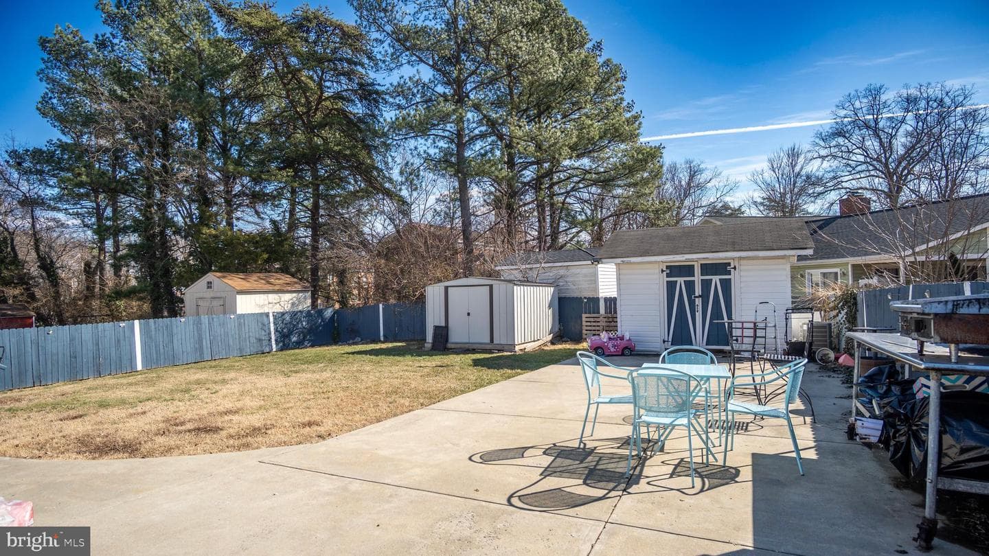 1411 Mary Street photo 38