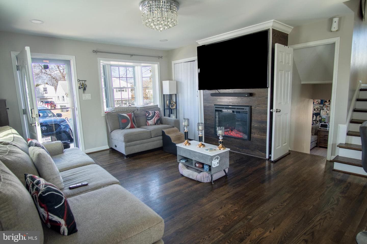 1411 Mary Street photo 6