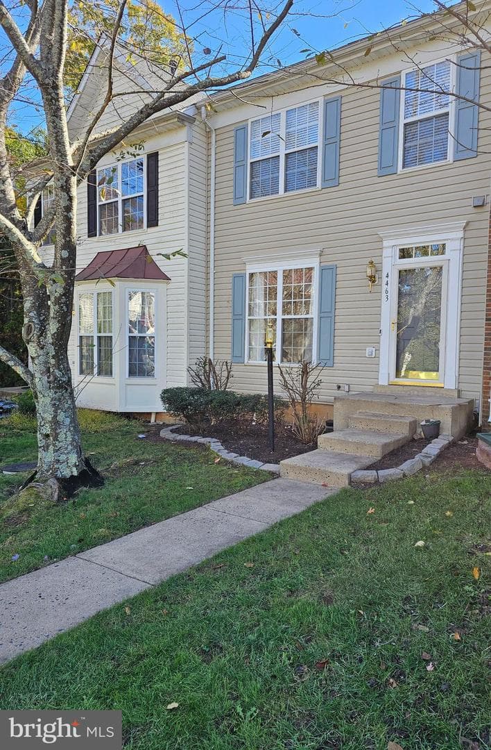4463 Torrence Place photo 3