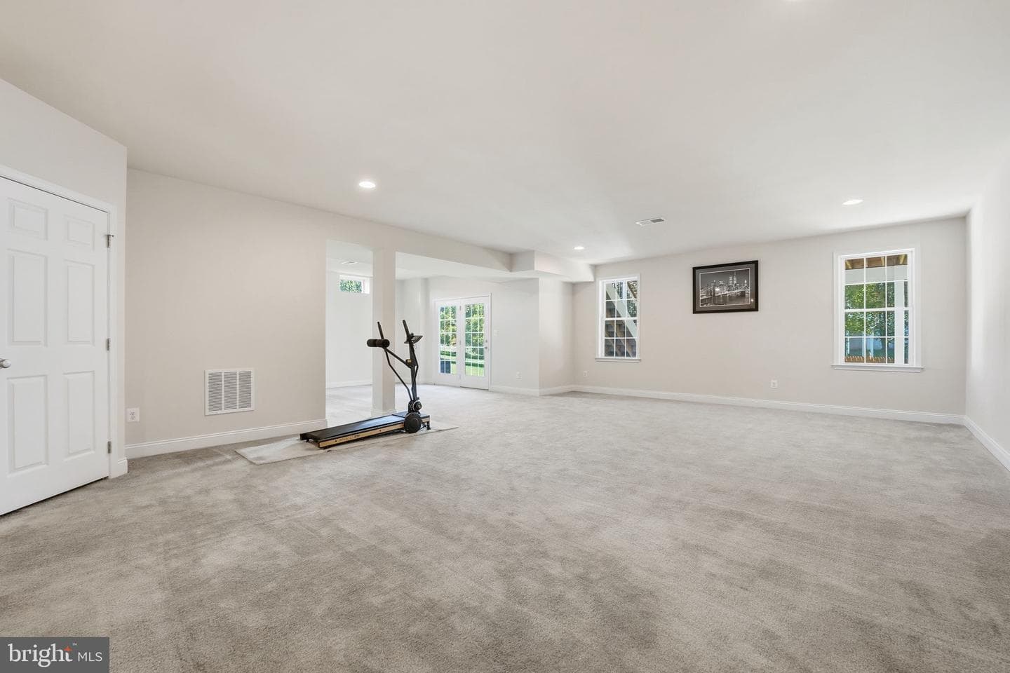 4605 Besselink Way photo 49