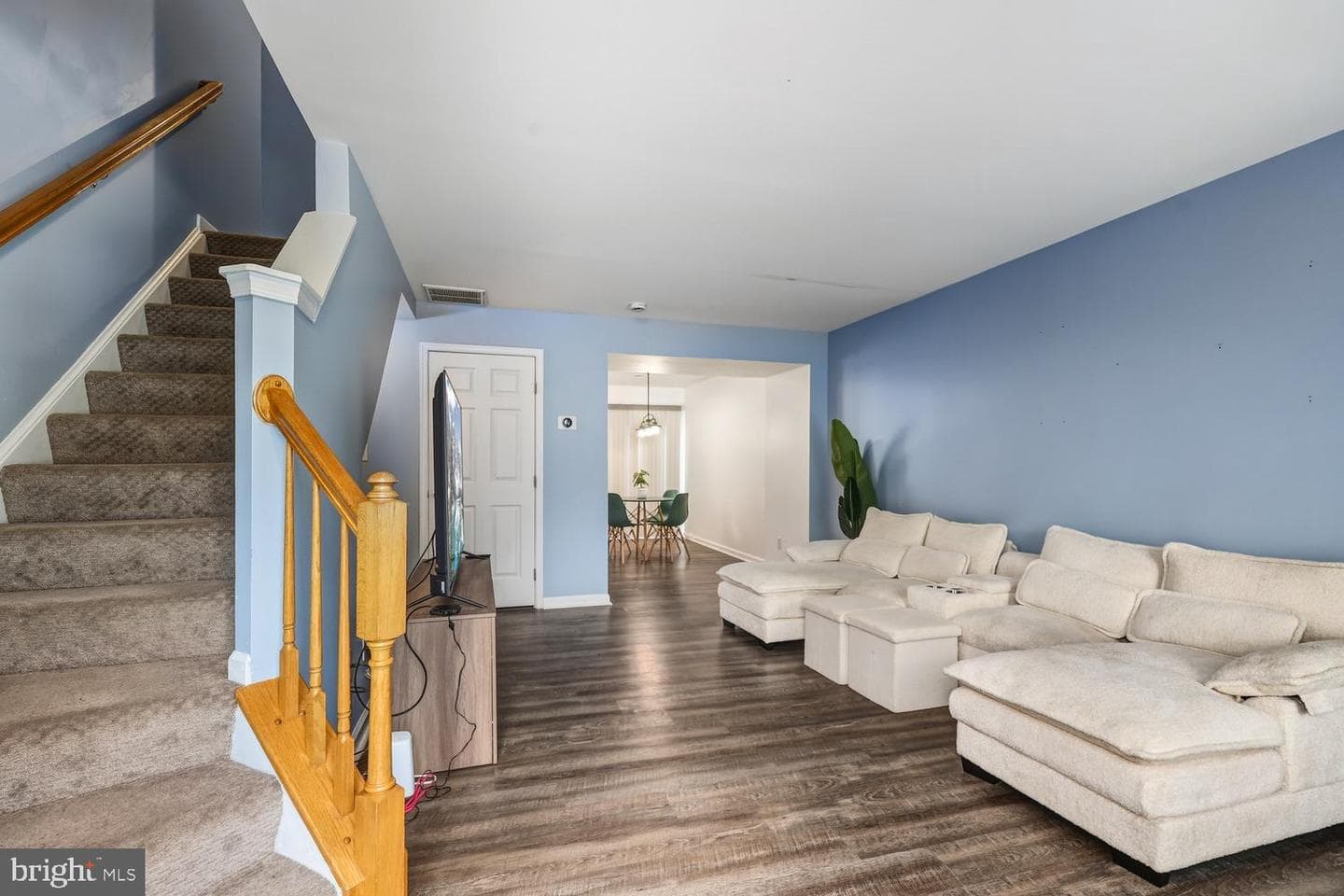 1865 Tiger Lily Circle photo 2