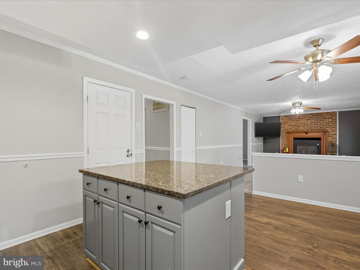 15084 Greenmount Drive photo 13