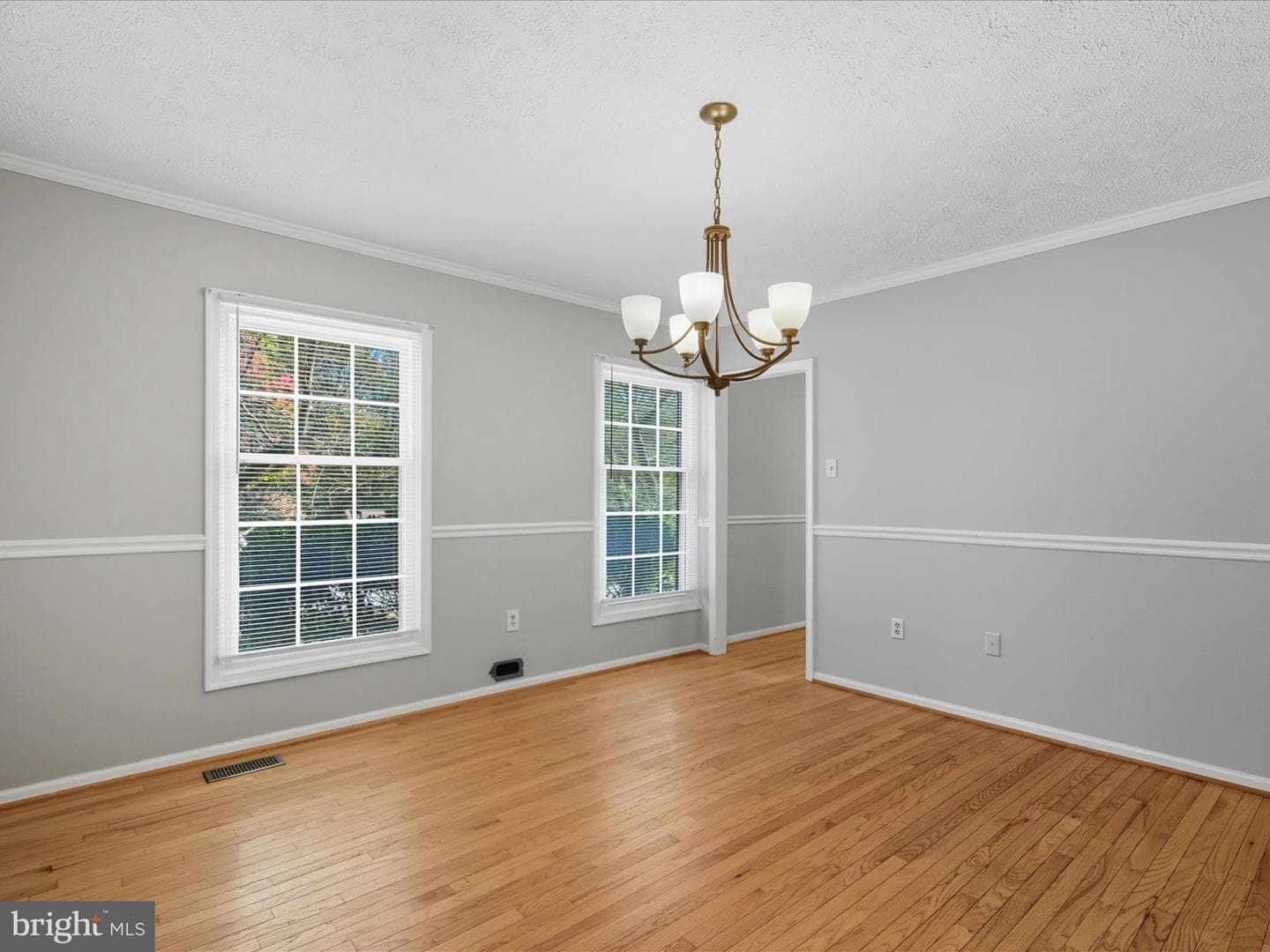 15084 Greenmount Drive photo 18