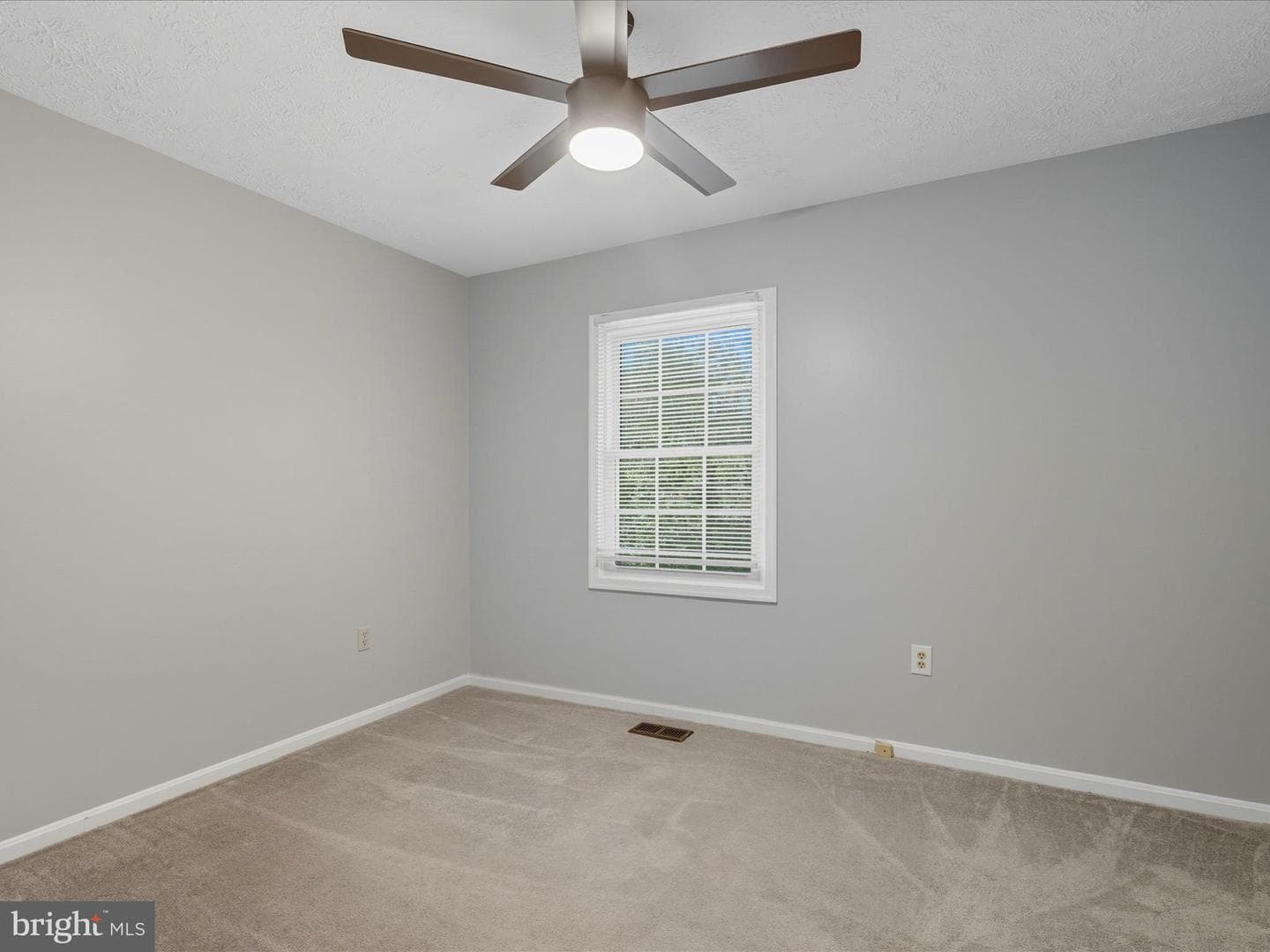 15084 Greenmount Drive photo 31